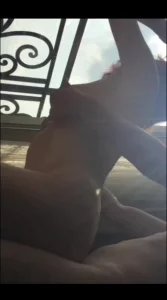 窗边暴操珠海淫贱熟妇母狗，有没有操过或想操的