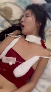 极品骚母狗嫩不嫩你们说了算